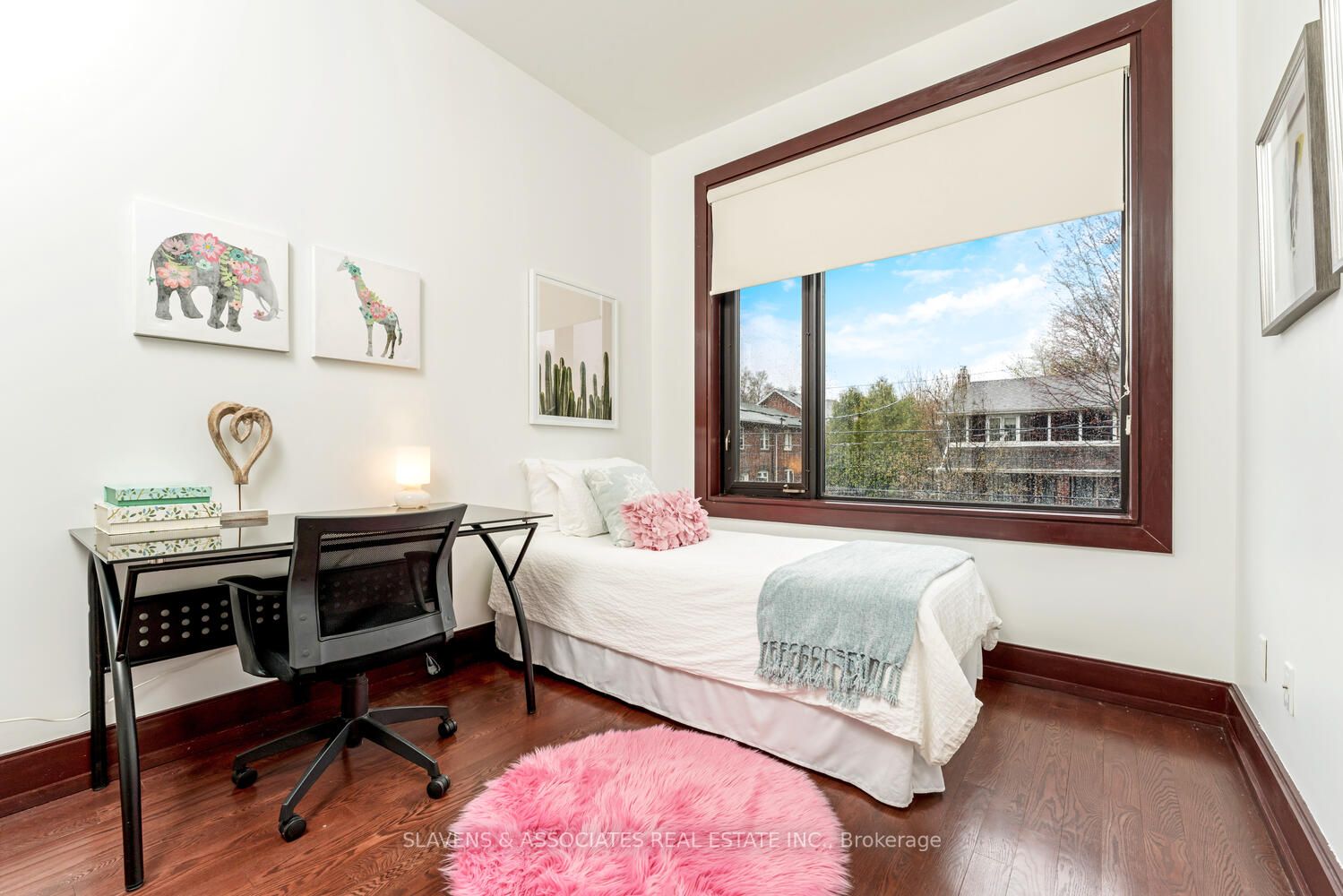 127 Orchard View Boulevard