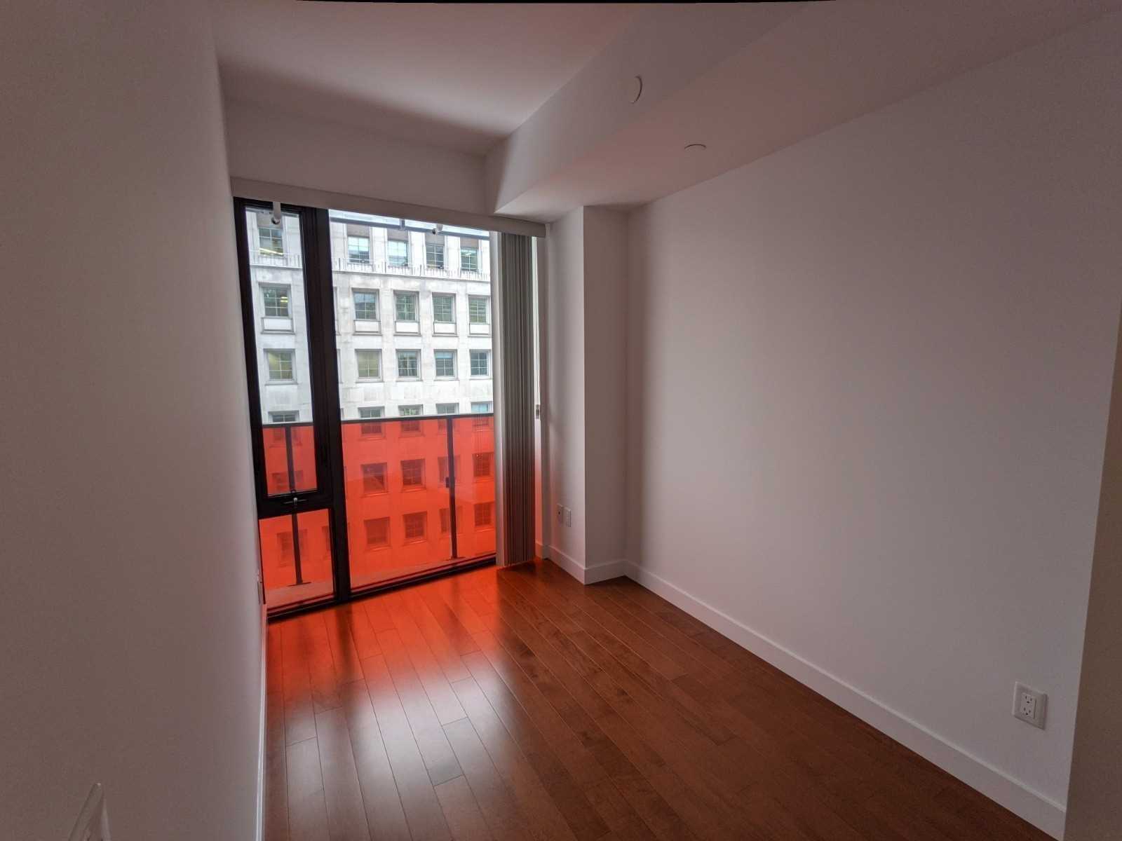 215 Queen St W, #711