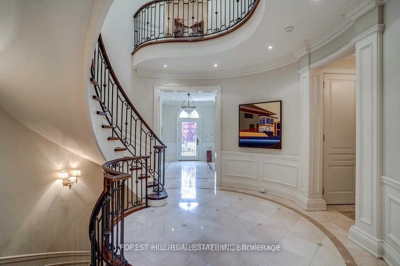 24 Lauderdale Drive