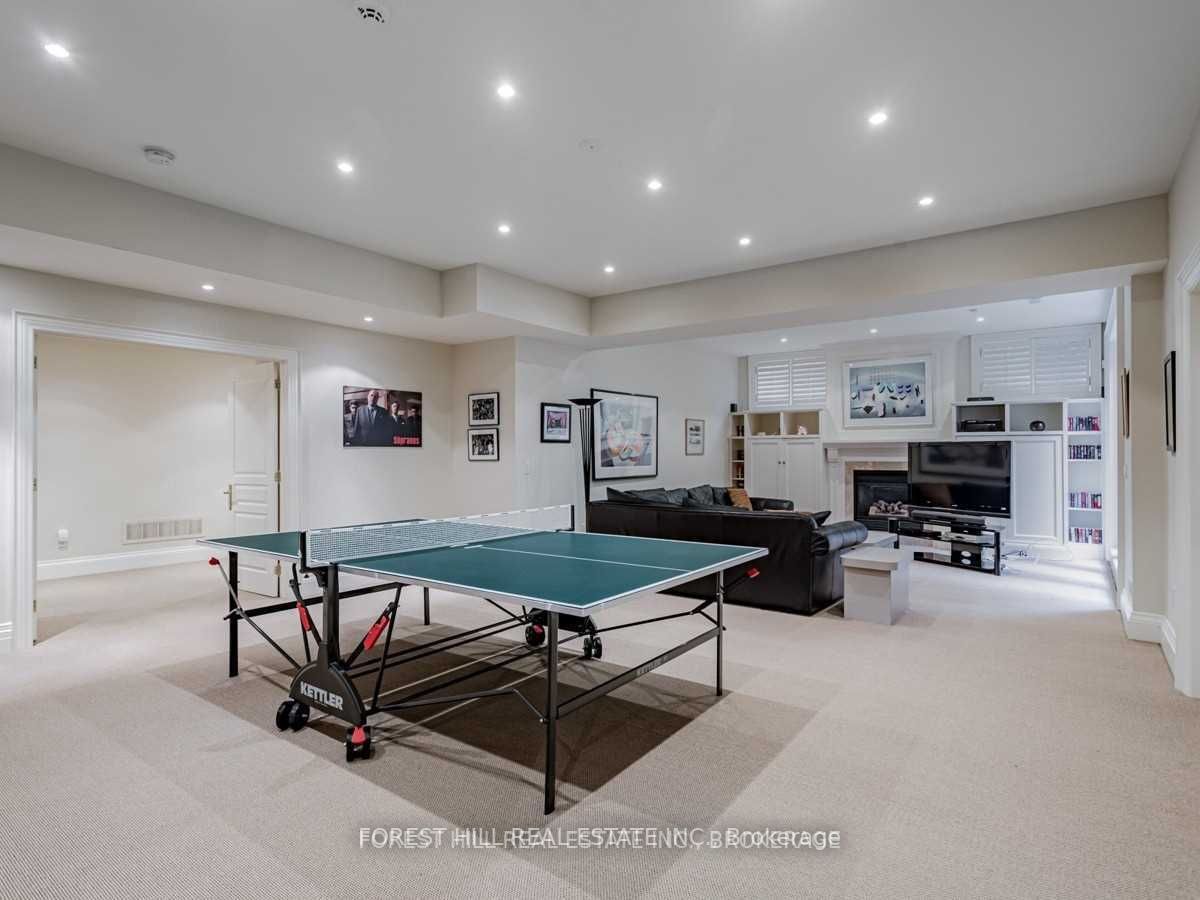24 Lauderdale Drive