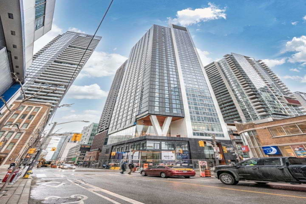 357 King St, Toronto