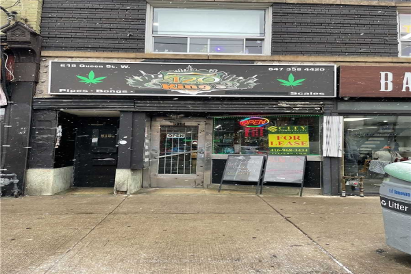 618 Queen St W, Toronto