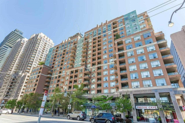 889 Bay St, Toronto