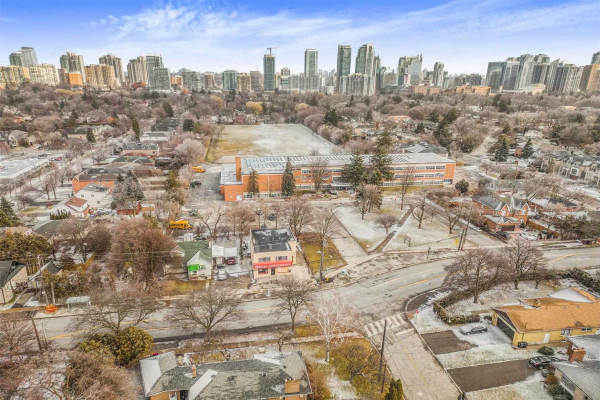 235 Senlac Rd, Toronto