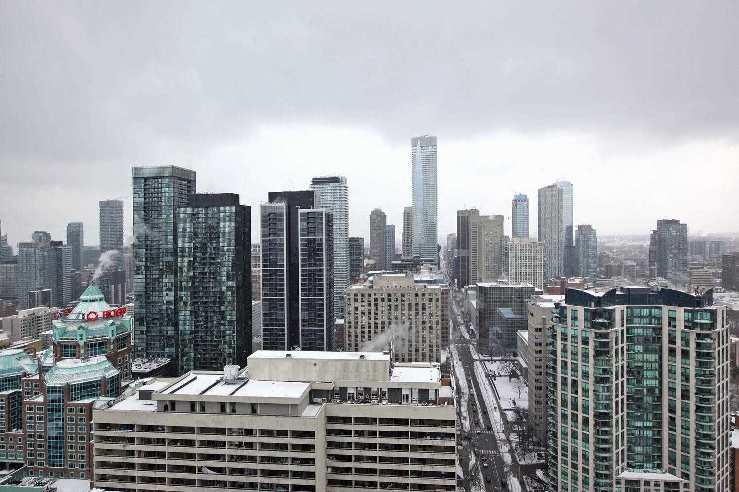 395 Bloor St E, #3504