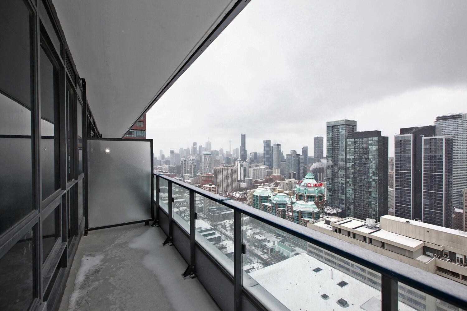 395 Bloor St E, #3504