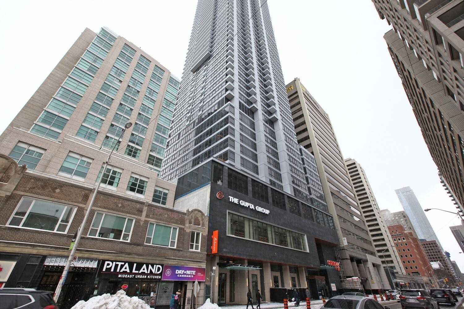 395 Bloor St E, #3504