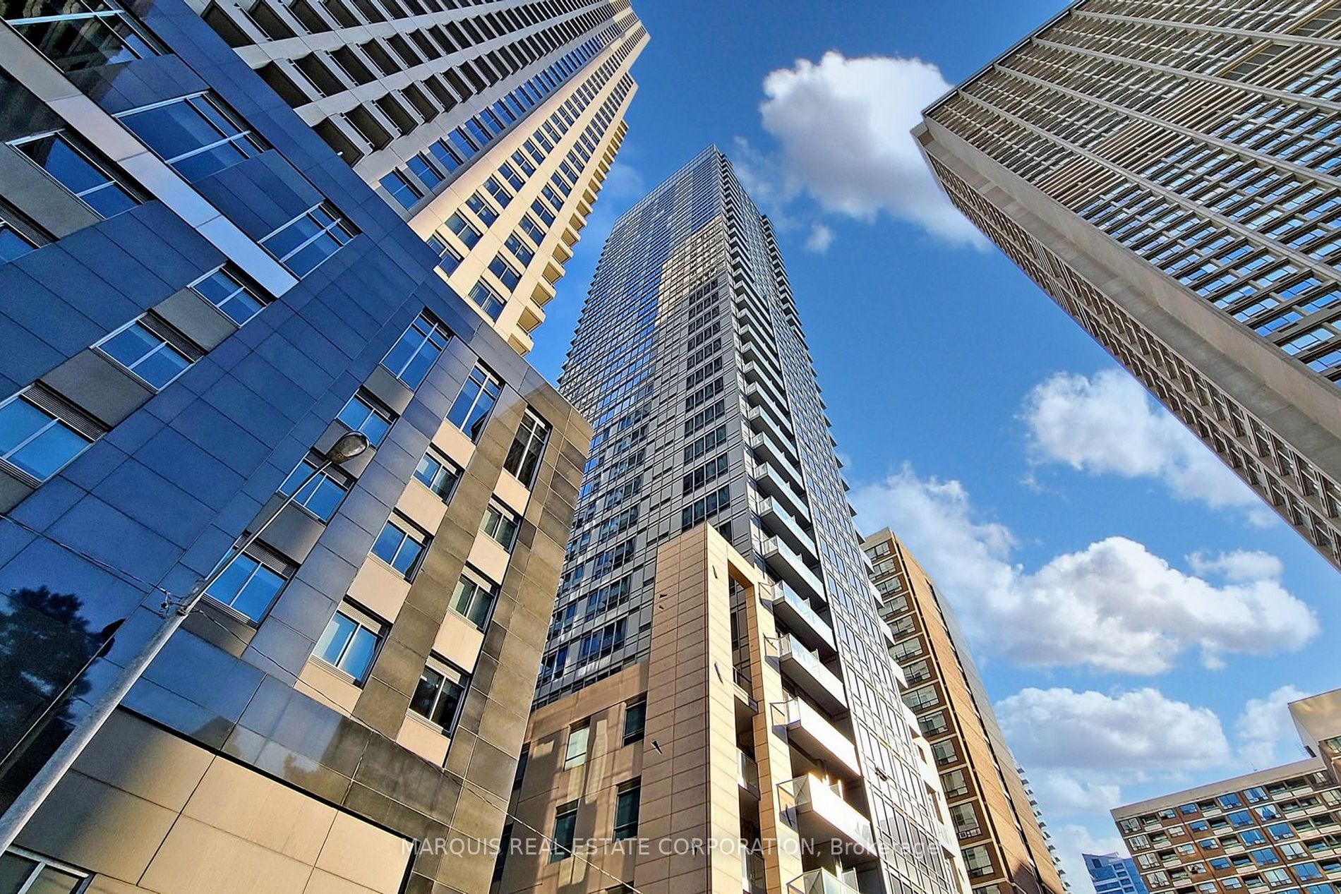 21 Balmuto St, #3101
