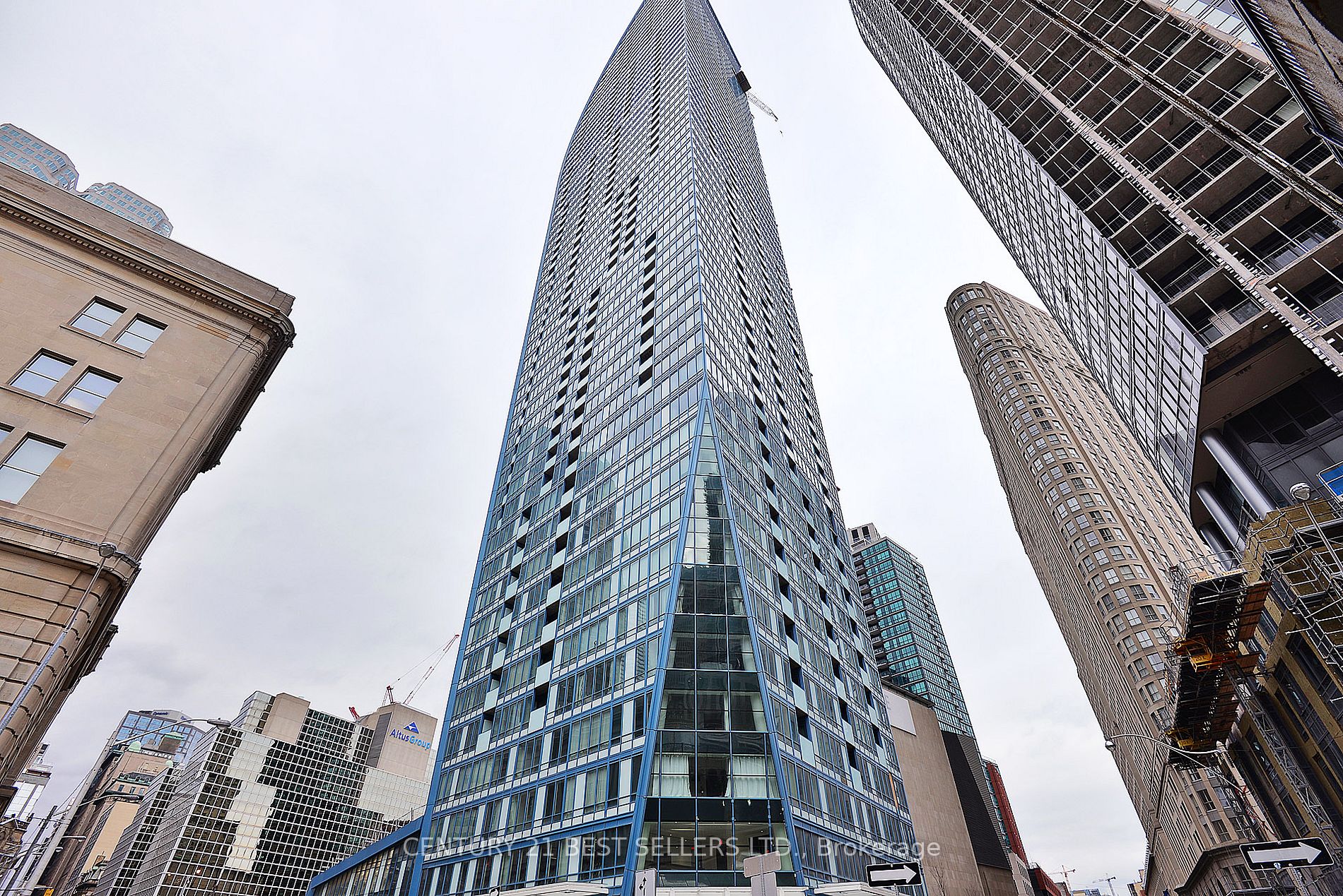 8 The Esplanade St, #506
