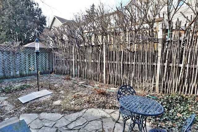 134 Helendale Ave