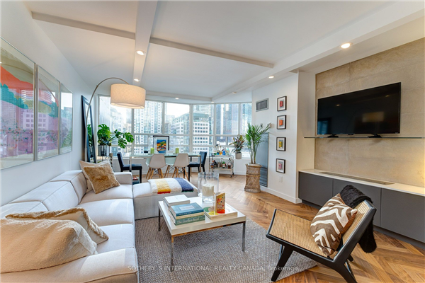 71 Simcoe St, Toronto