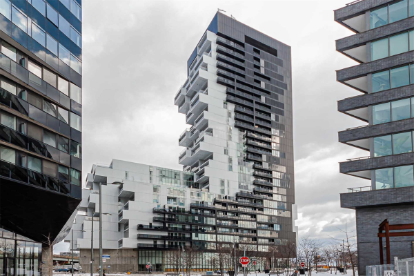 170 Bayview Ave, Toronto