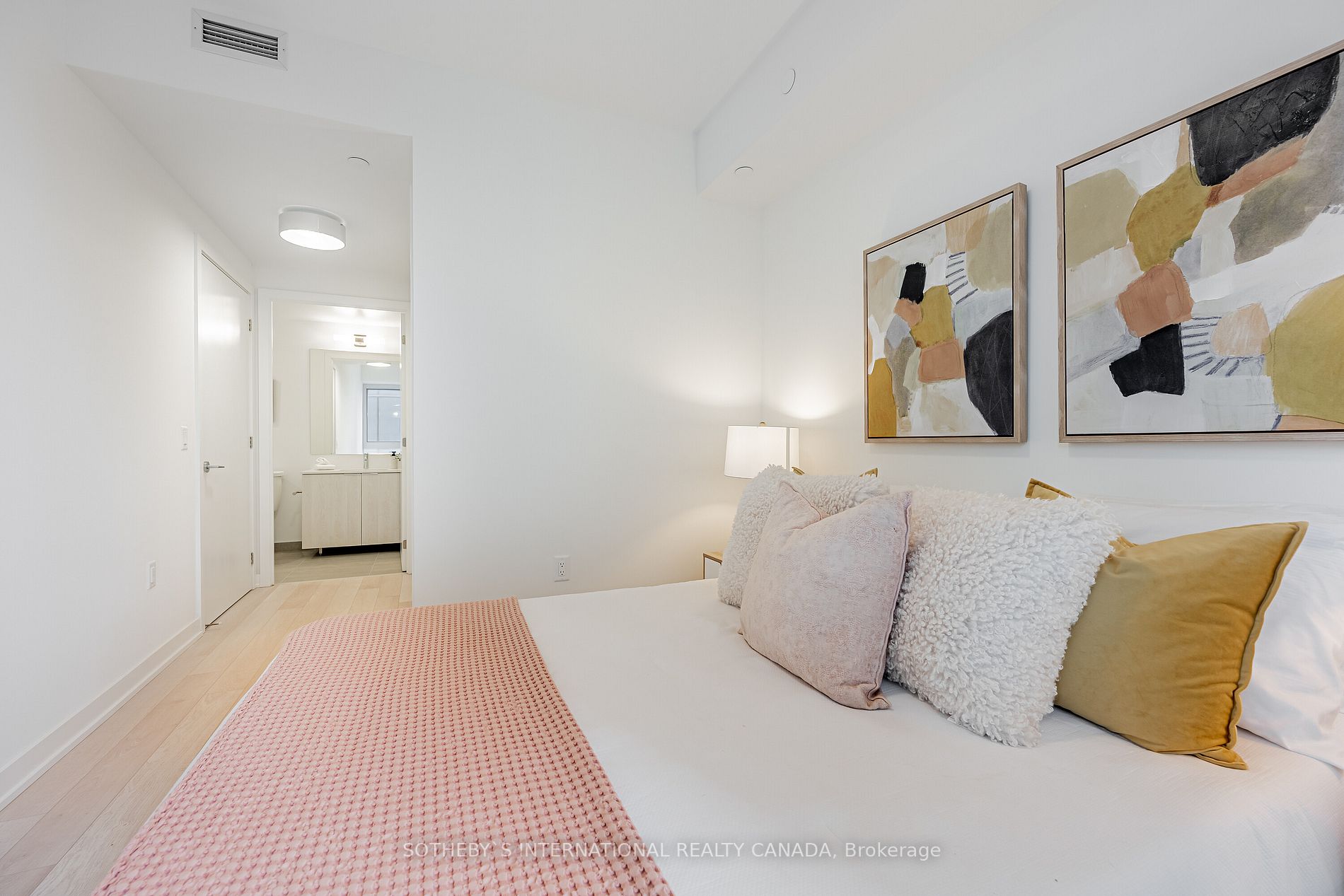 357 King St W, #1409
