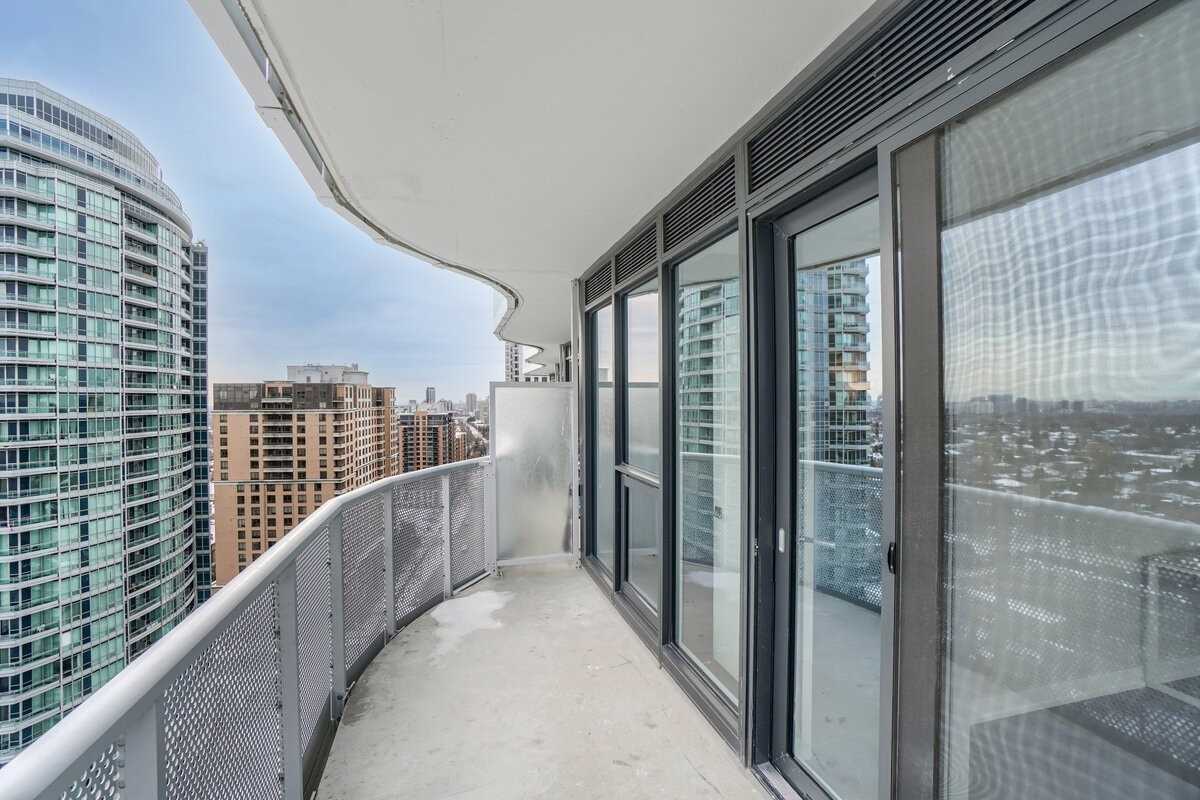 15 Holmes Avenue, #1708