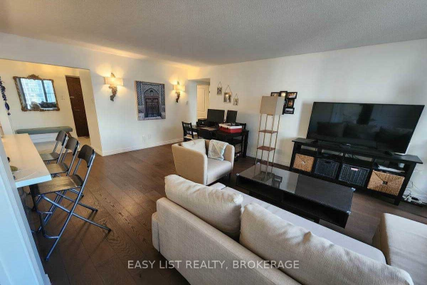55 Harbour Sq, Toronto