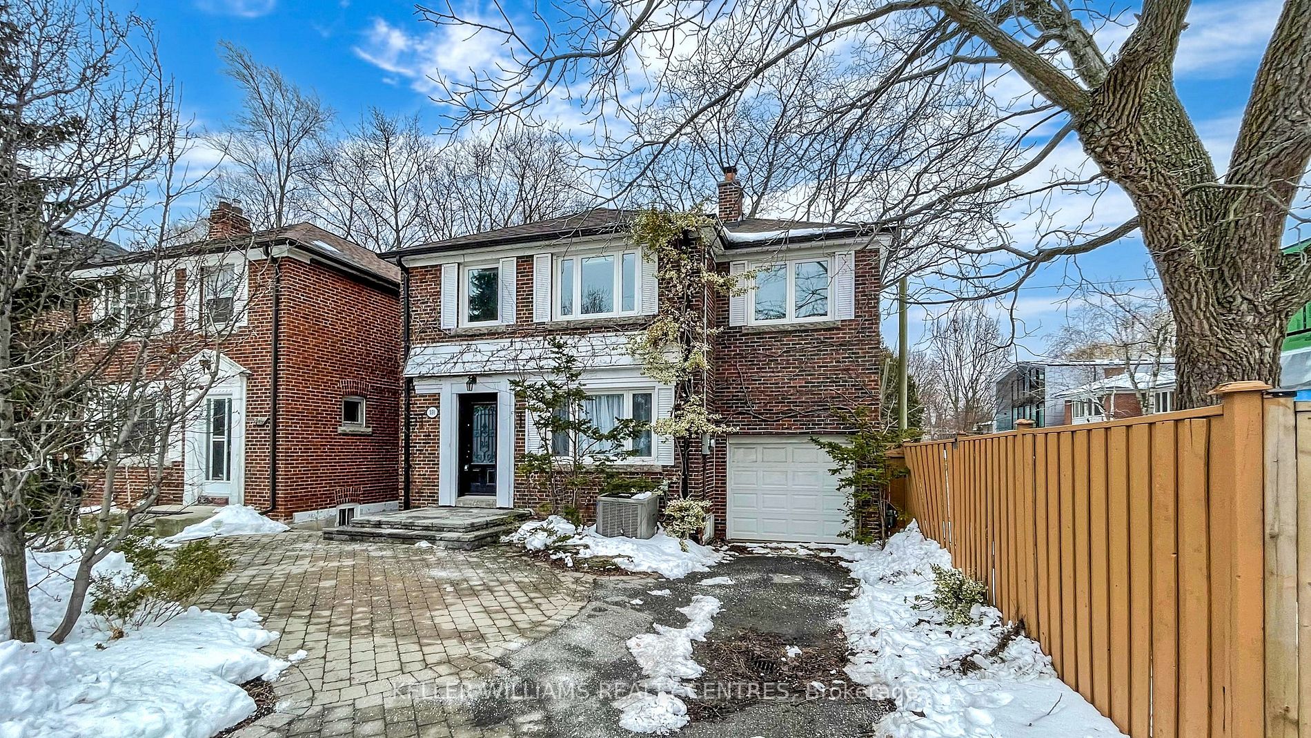351 Lawrence Avenue W