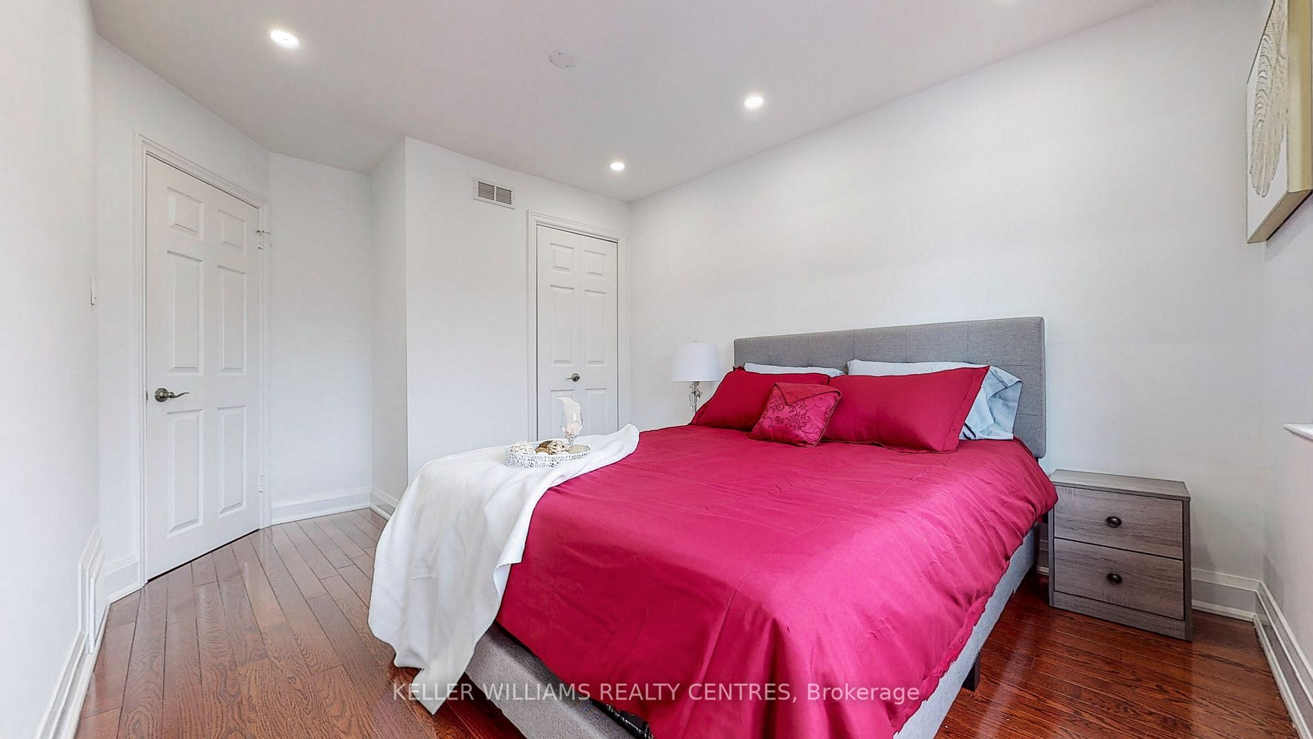 351 Lawrence Avenue W