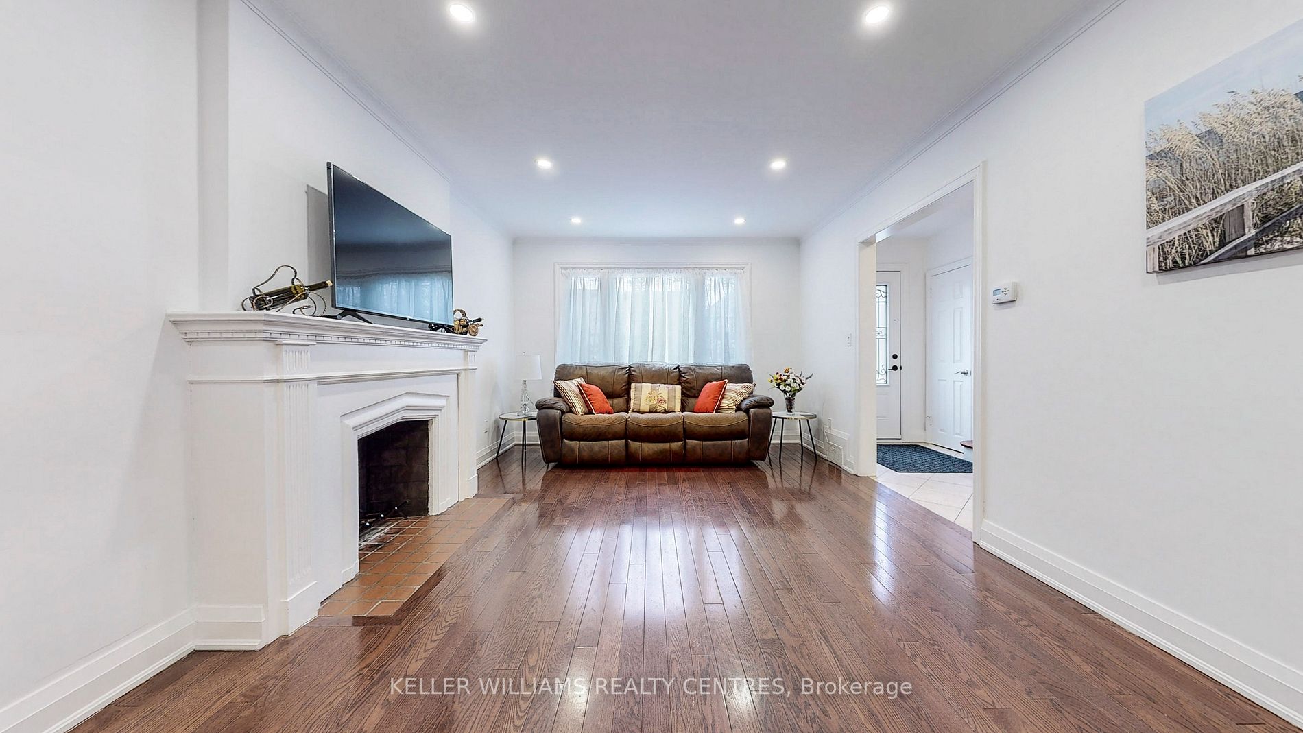 351 Lawrence Avenue W