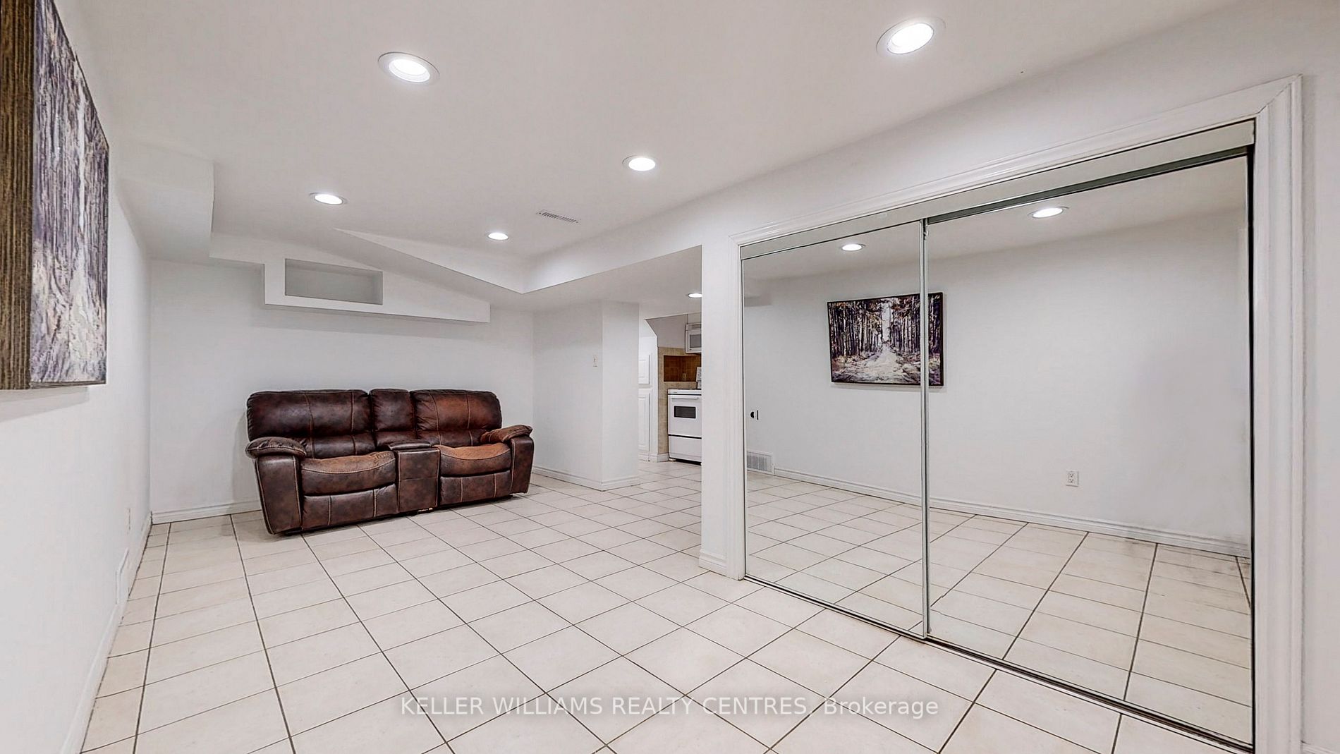 351 Lawrence Avenue W