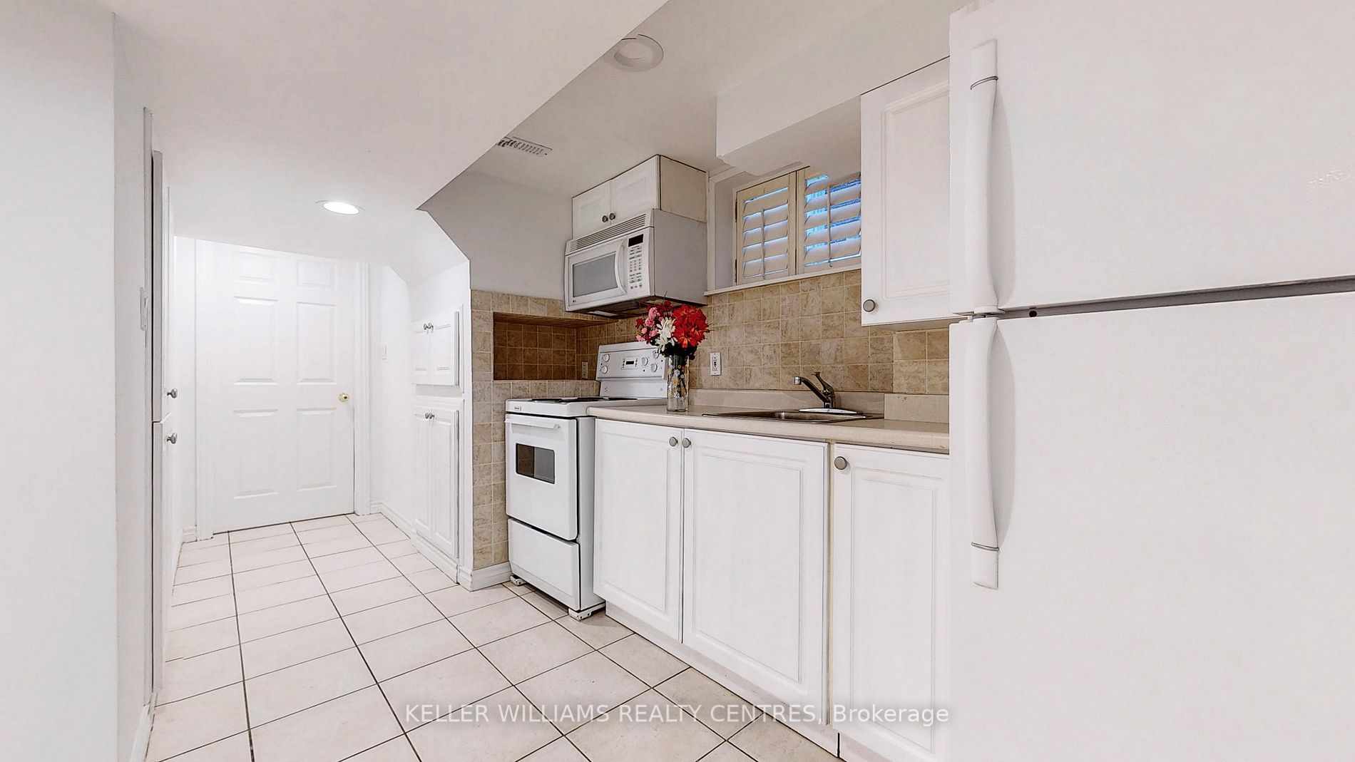 351 Lawrence Avenue W