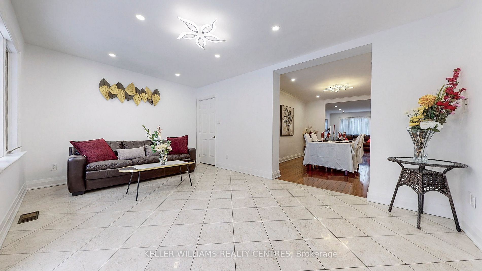 351 Lawrence Avenue W