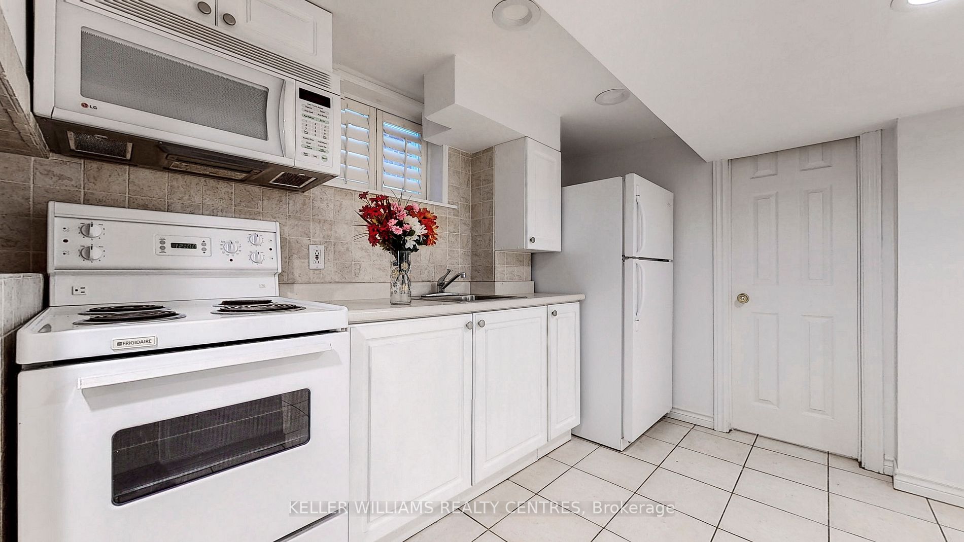 351 Lawrence Avenue W
