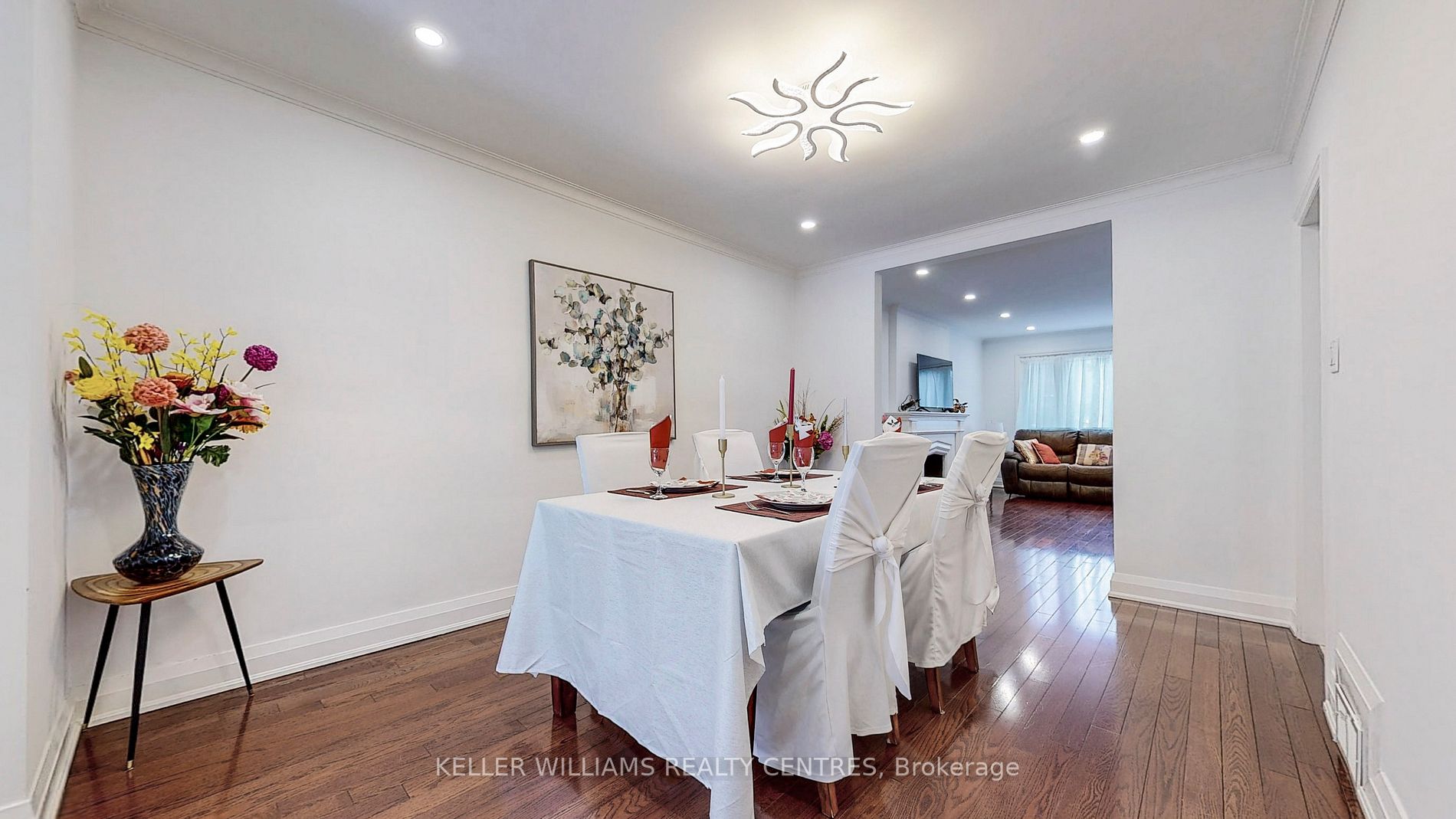 351 Lawrence Avenue W