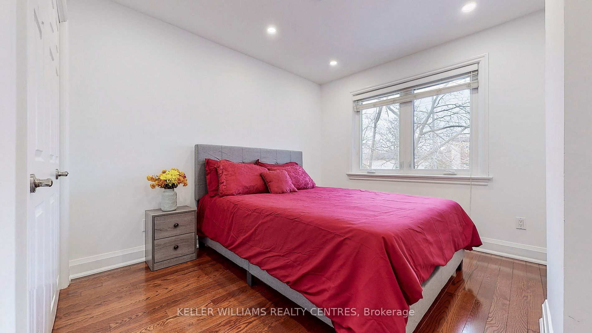 351 Lawrence Avenue W