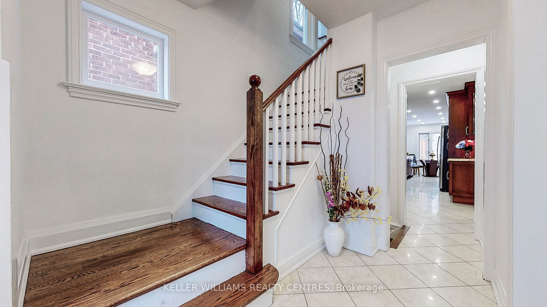 351 Lawrence Avenue W