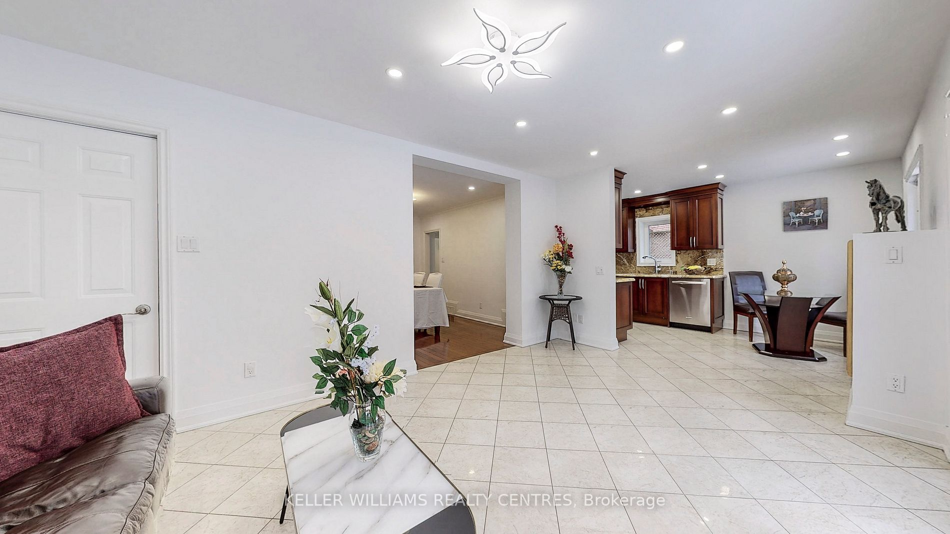351 Lawrence Avenue W