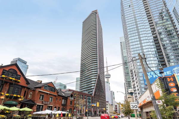 99 John St, Toronto