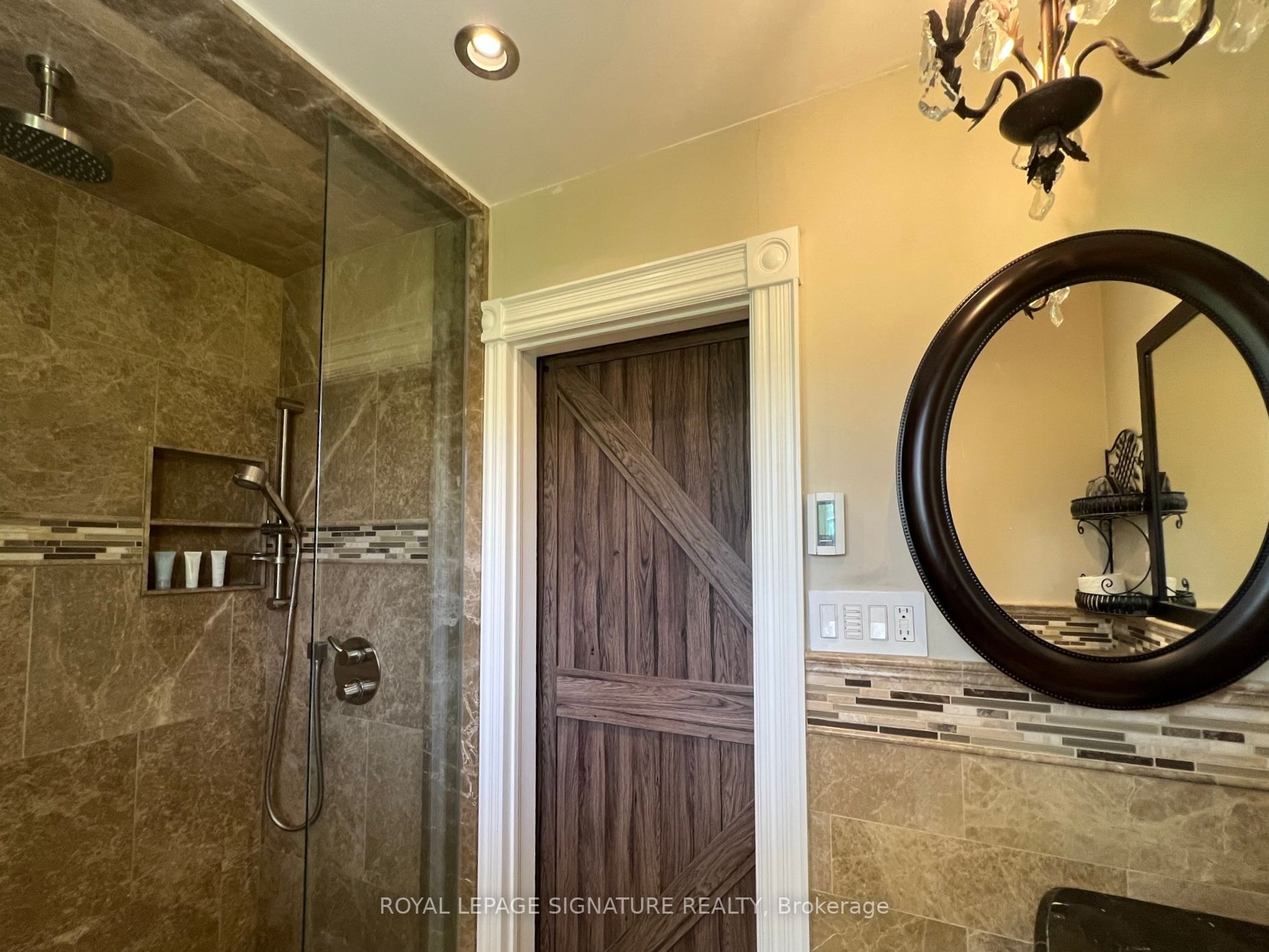 Listing C5932560 - Large Photo # 18