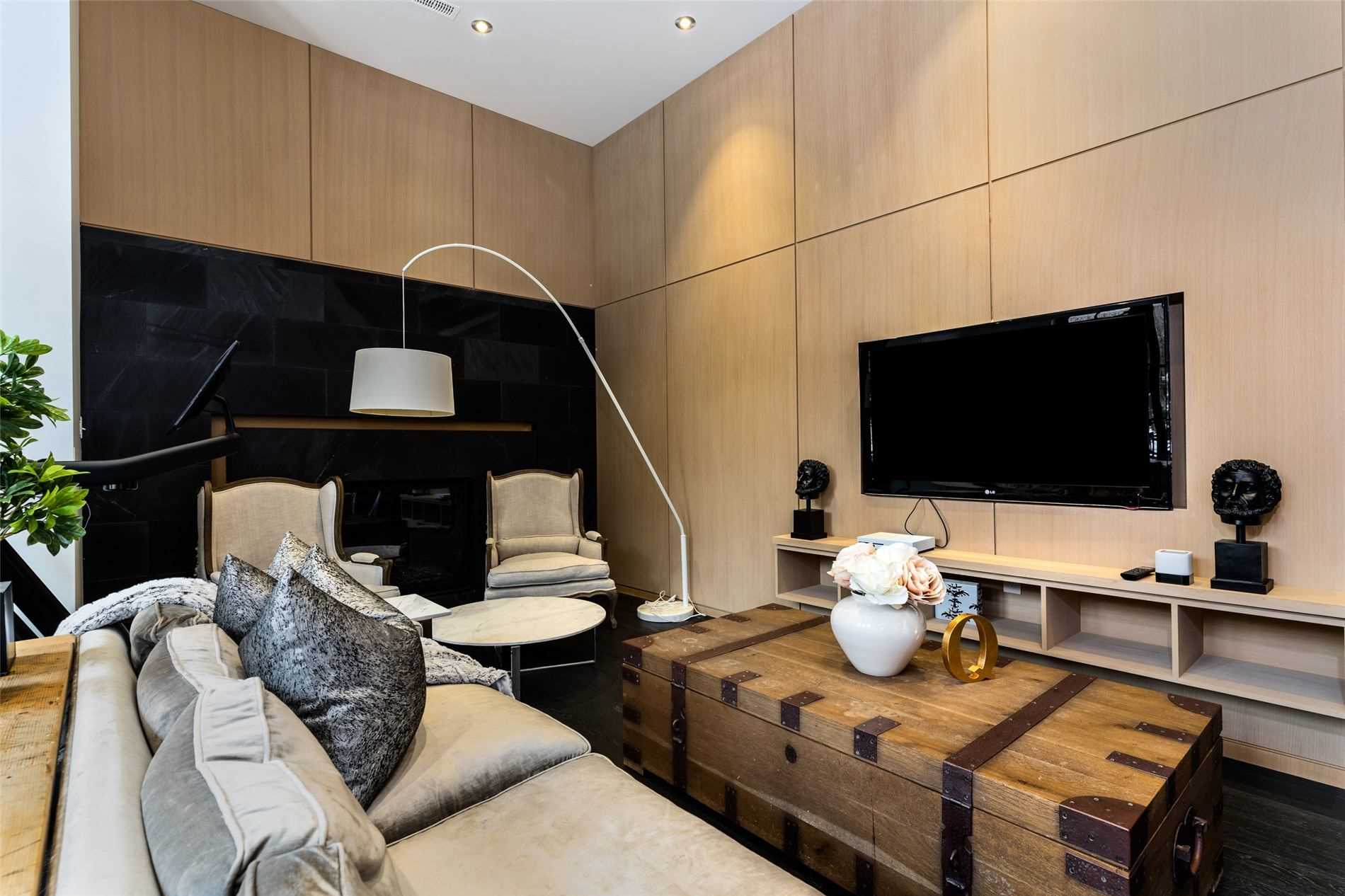 47 De Vere Gardens