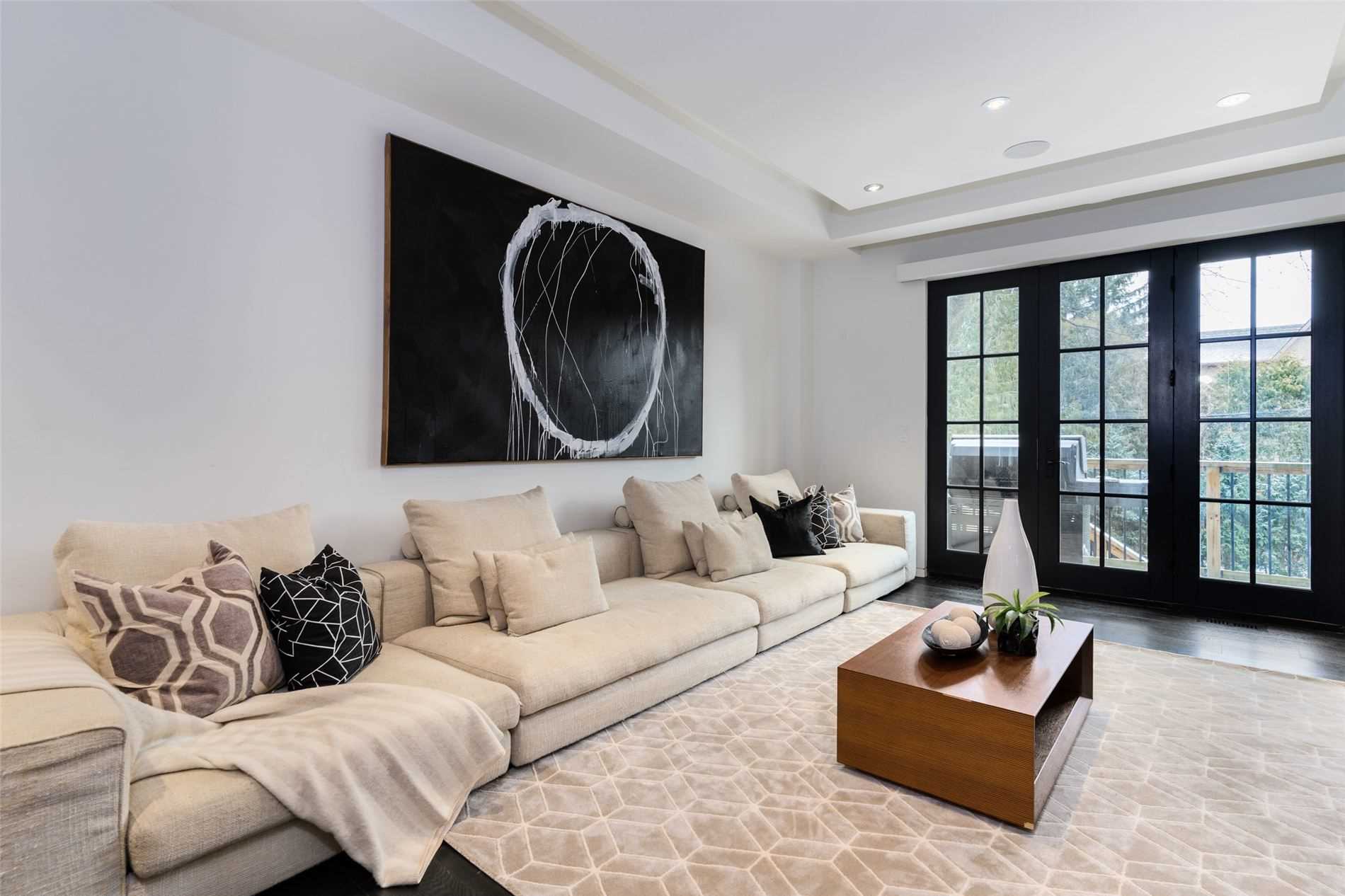 47 De Vere Gardens