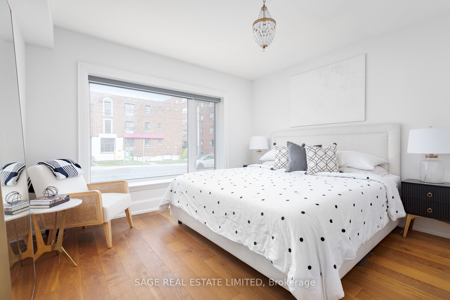 1657 Bathurst Street #2A