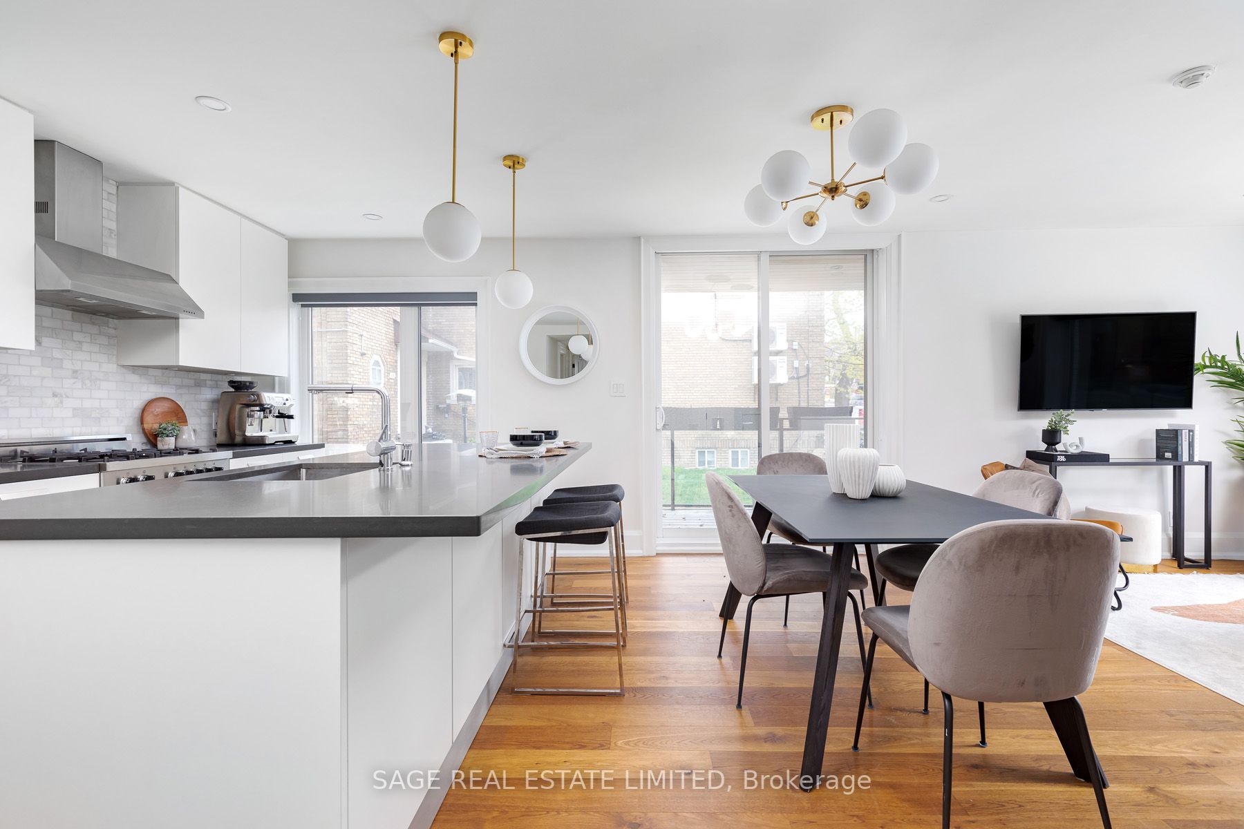 1657 Bathurst Street #2A