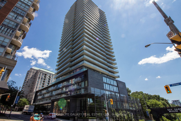 1815 Yonge St, Toronto