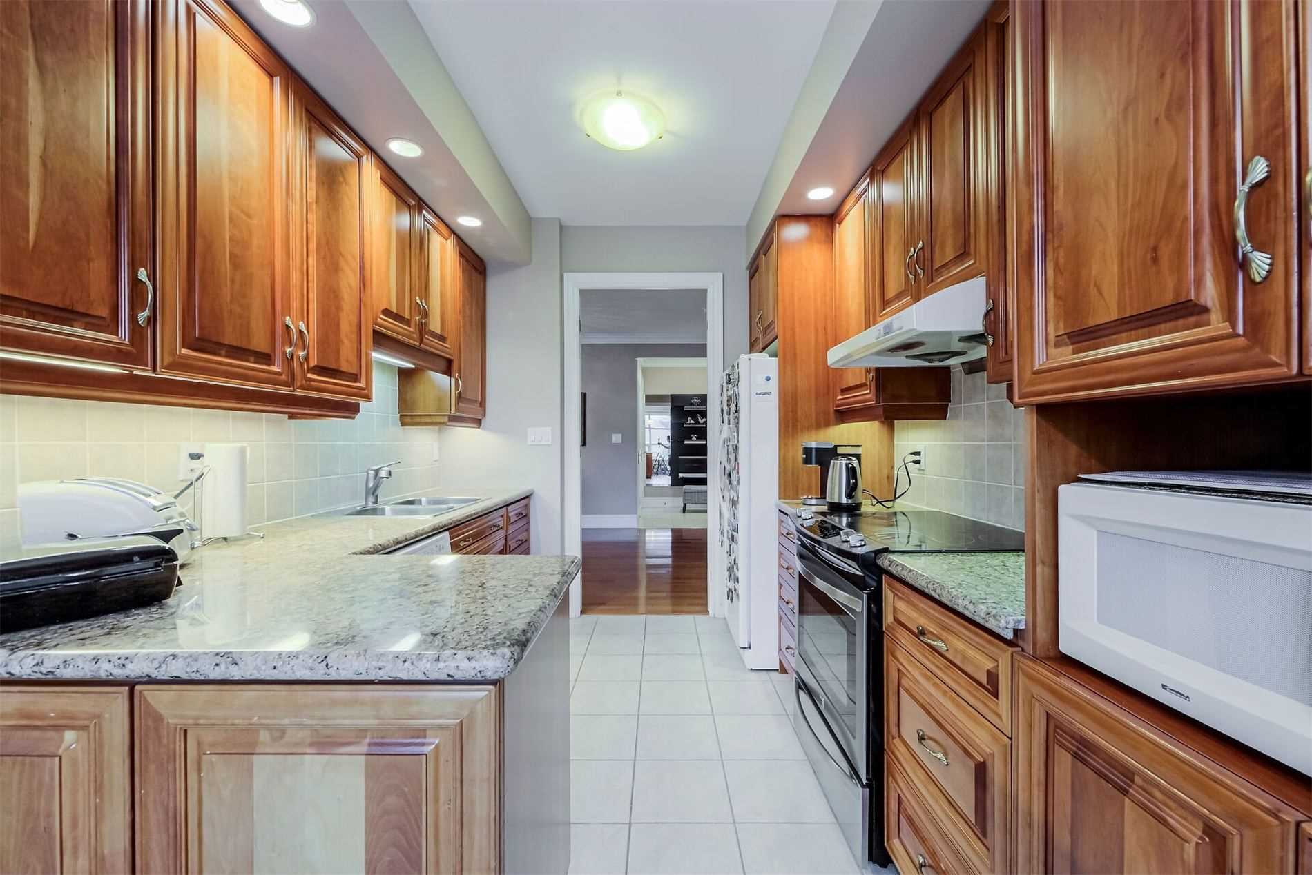 Listing C5935481 - Large Photo # 25