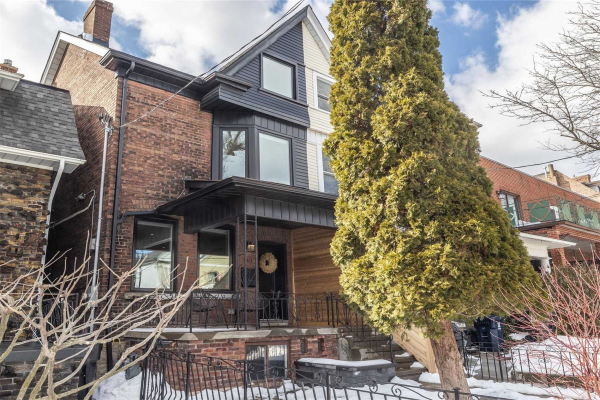 510 Crawford St, Toronto
