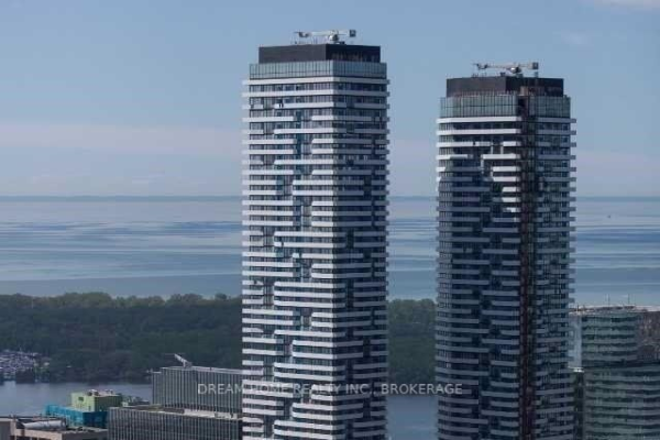 88 Harbour St, Toronto
