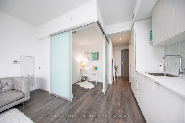 161 Roehampton Ave, Toronto