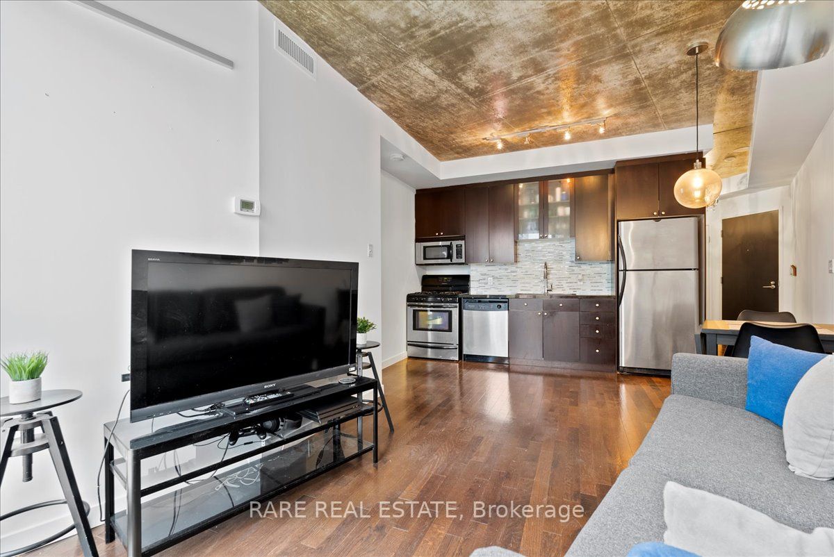 1 Shaw St S, #621