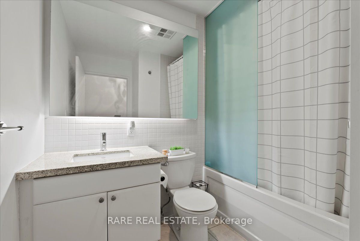 1 Shaw St S, #621