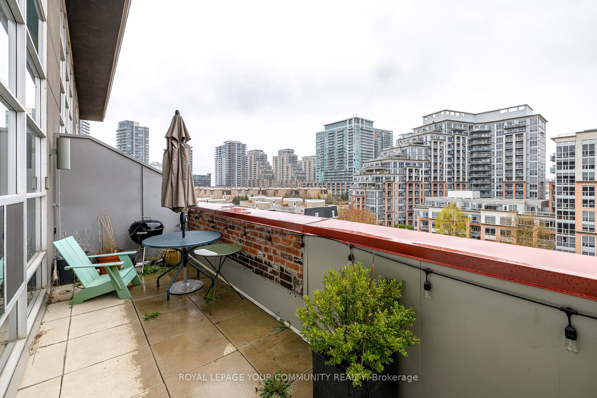 915 King St W, #506