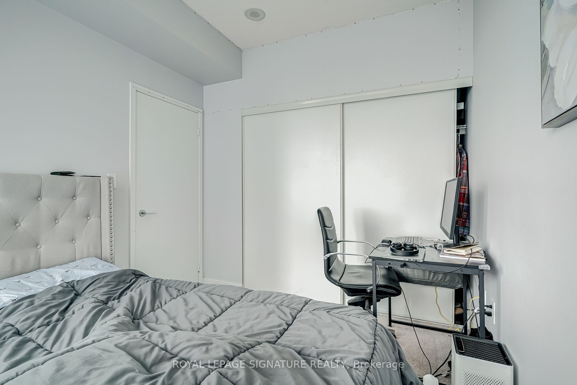Listing C5936276 - Large Photo # 22