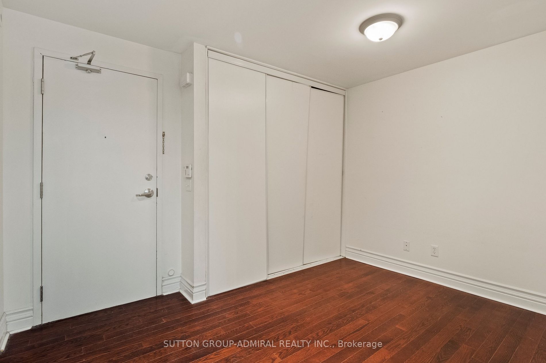 539 Jarvis Street, #M3
