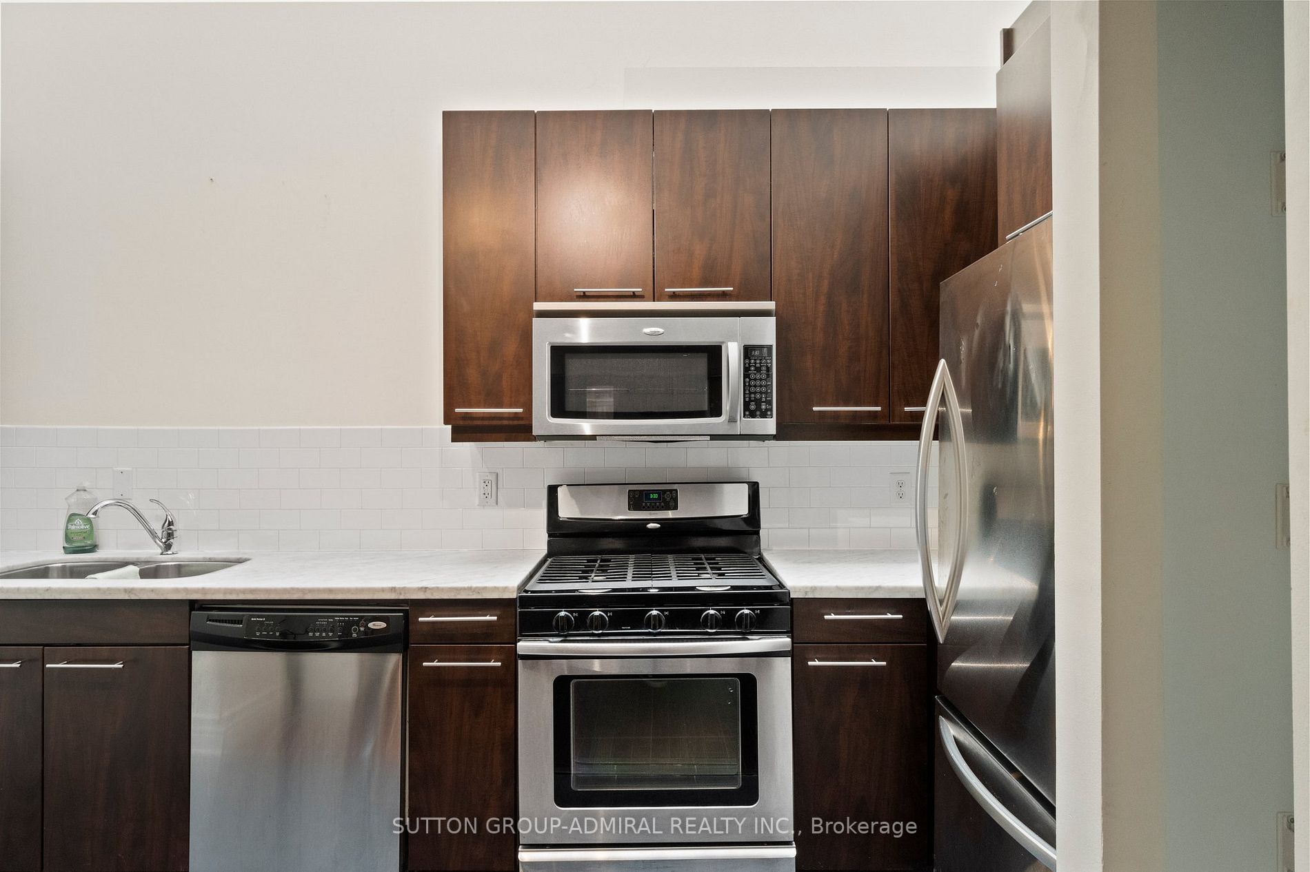 539 Jarvis Street, #M3