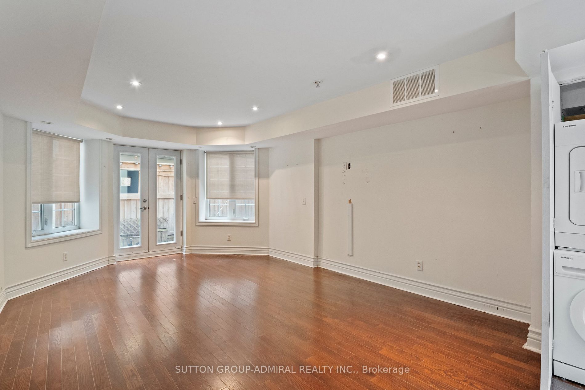 539 Jarvis Street, #M3