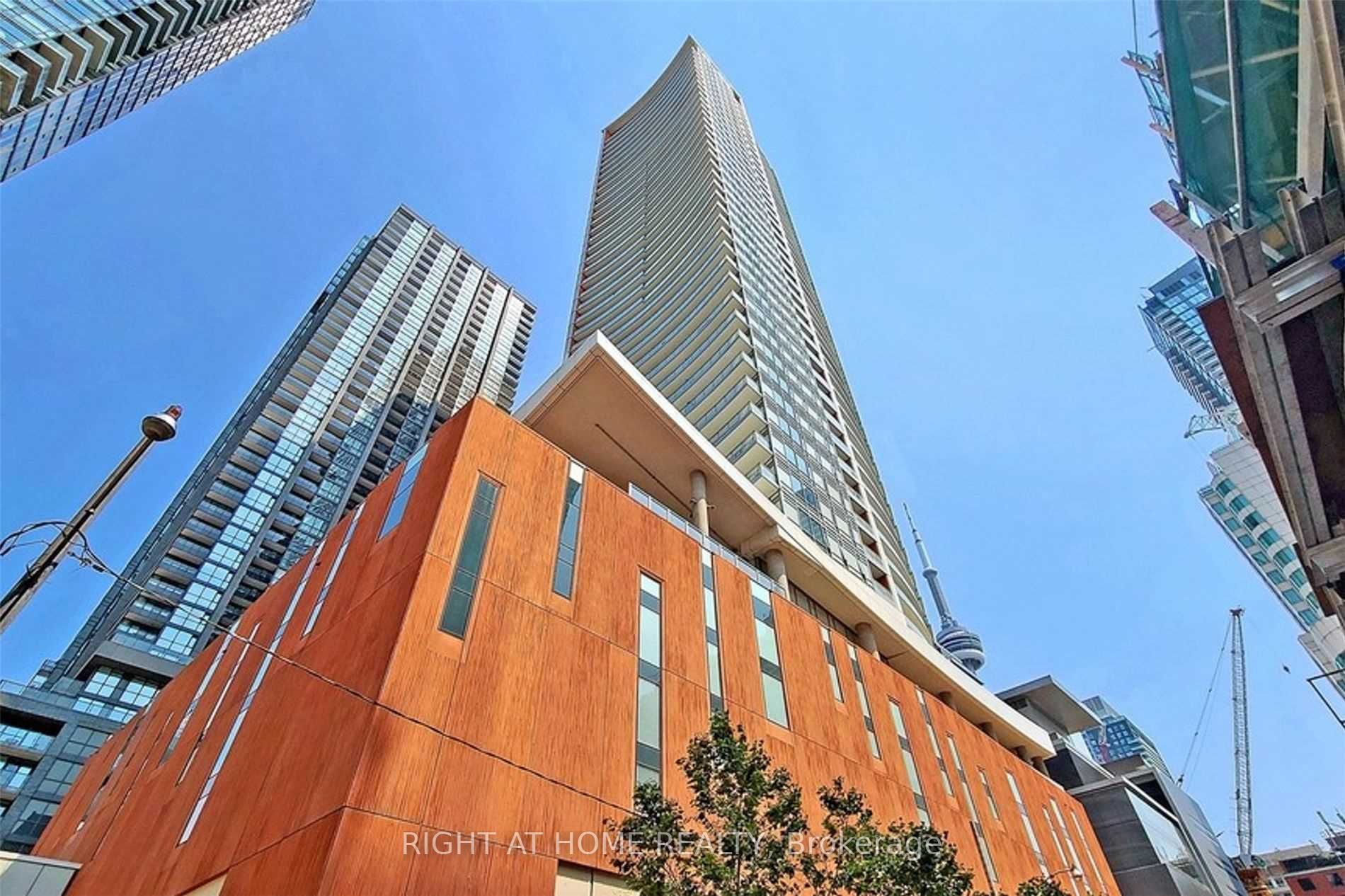 21 Widmer St, #807