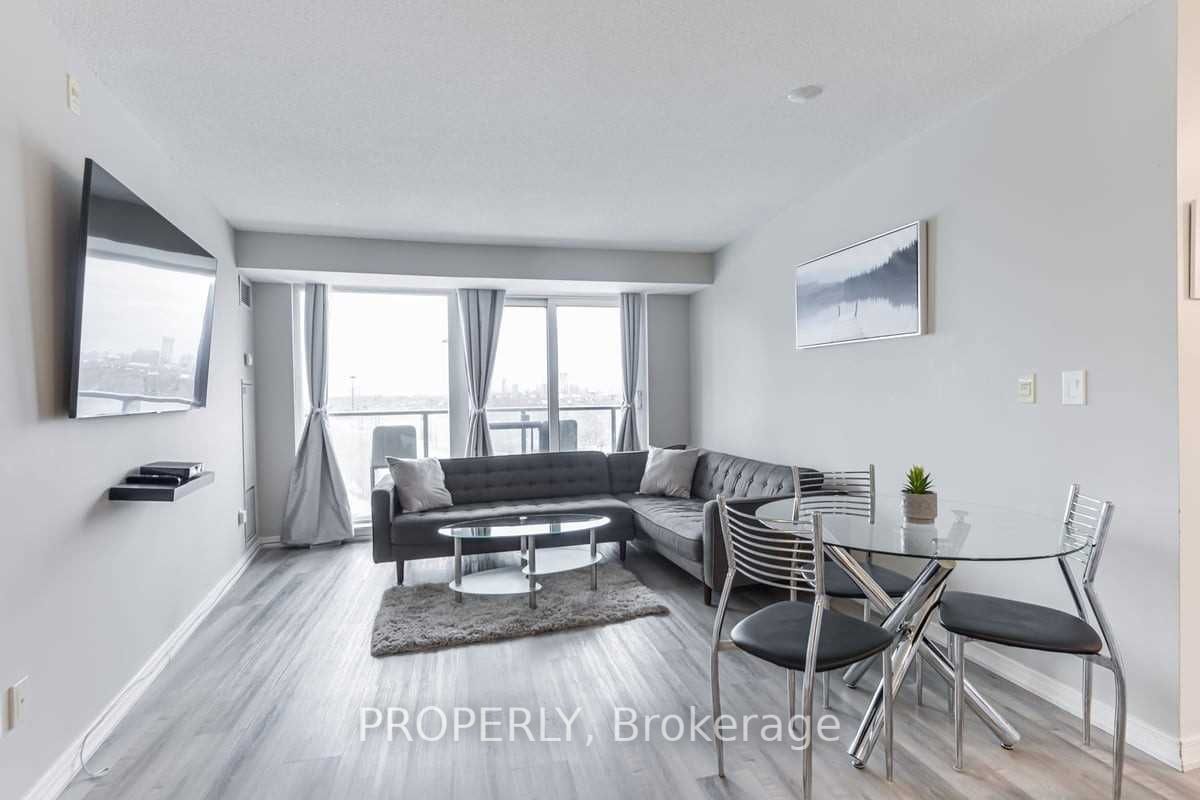18 Valley Woods Road, #808
